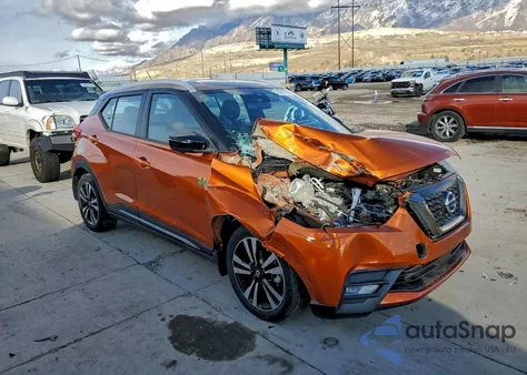 2020 Nissan Kicks Sr z USA, uszkodzony, nr VIN 3N1CP5DV9LL506416